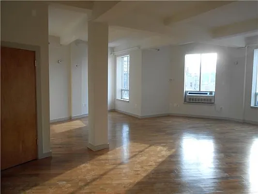 Rented by Avenue Sotheby's International Realty | media 16