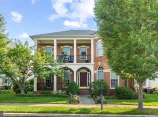 758 Pearson Point Pl, Annapolis, MD 21401