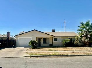 3669 N Feland Ave, Fresno, CA 93722