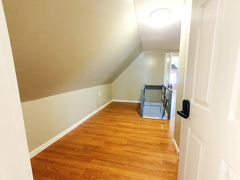 Storer Ave — Photo 4