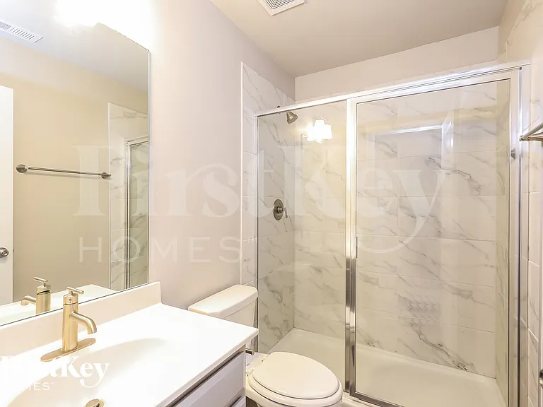 3628 Moon Crest Dr — Photo 13