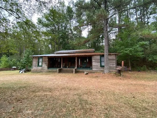 1140 Carruth Dr, Summit, MS 39666