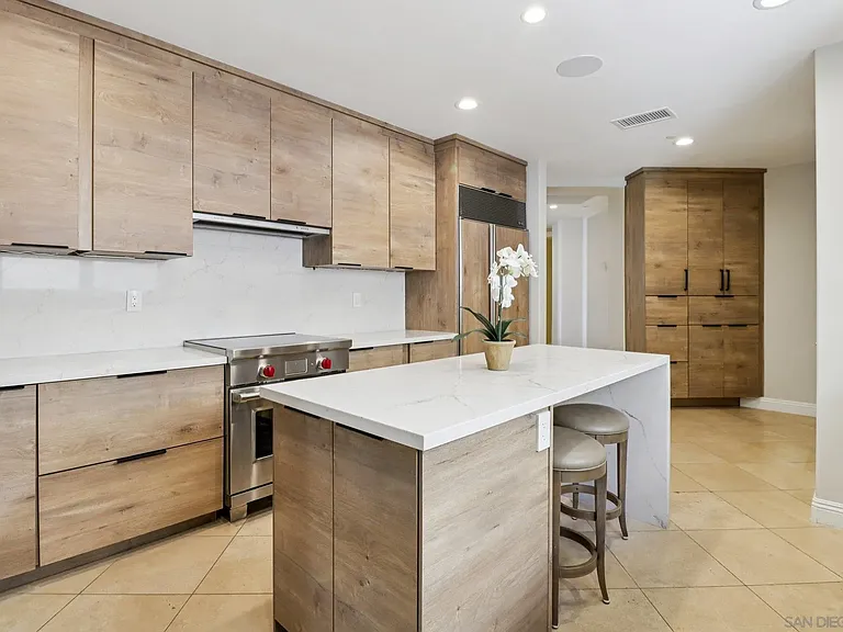 464 Prospect St #101 — Photo 14