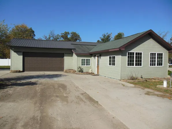 4217 Filter Rd, Harrison, MI 48625