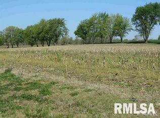 13900 Jubilee Dr, Pekin, IL 61554