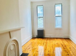 155 India St APT R1, Brooklyn, NY 11222