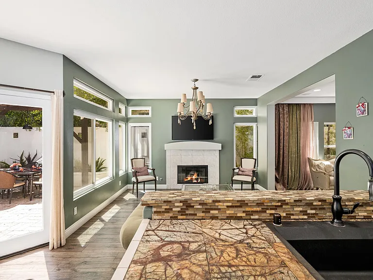 8212 E White Fir Ln — Photo 19