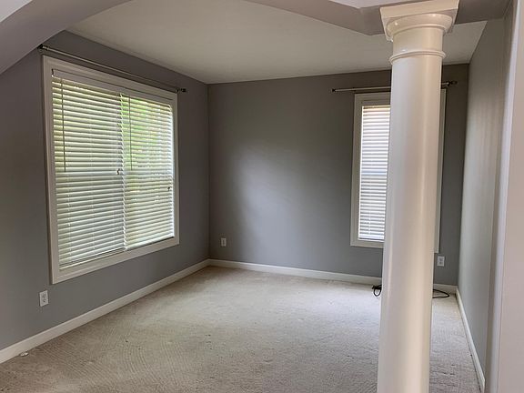 This is a flex space off of the front door, could be an office, etc.