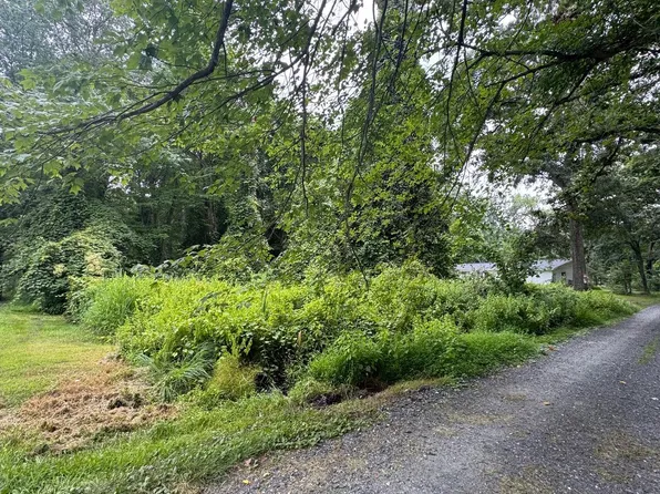 Lagorce Dr, Stevensville, MD 21666