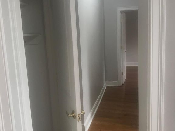 4th image of 500 Baldwin Ave