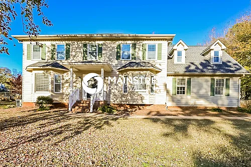 310 Lakefront Dr Photo 1