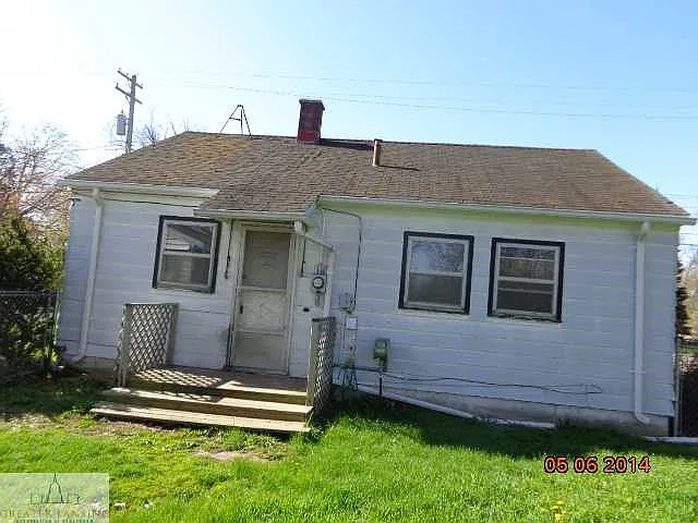 1126 Pierce Rd photo 1