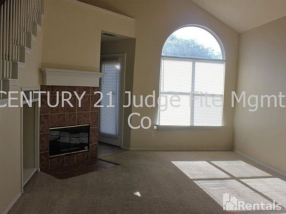 2nd image of 220 Idle Creek Ln