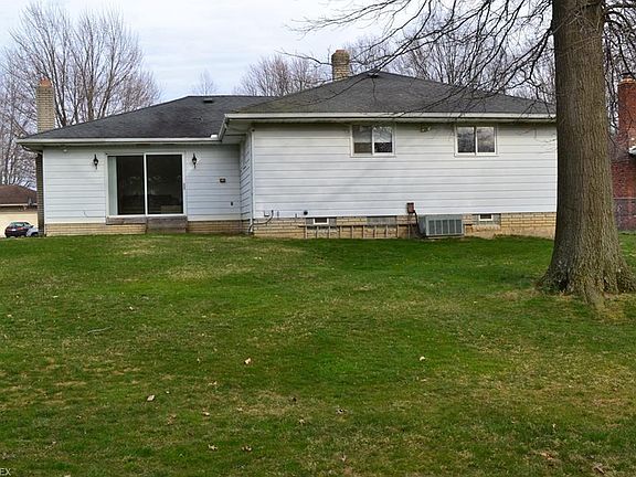 3rd image of 720 Oriole Dr