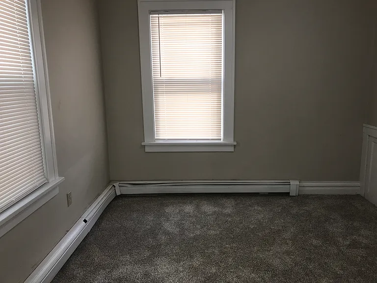 17 Liberty St #1 — Photo 10