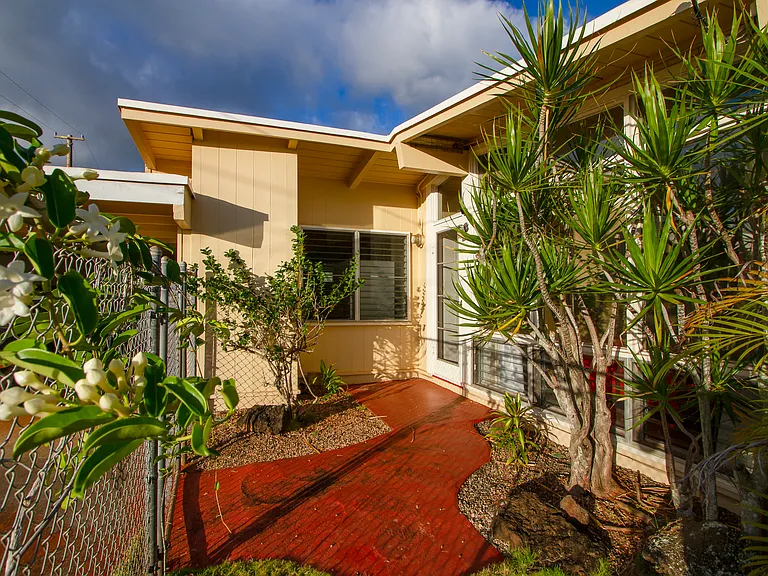 1633 Hookani St — Photo 5