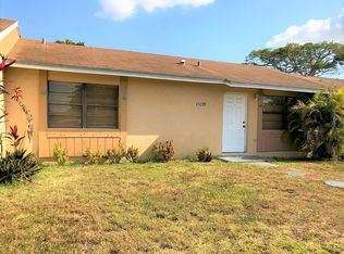 15219 SW 71st Ln, Miami, FL 33193