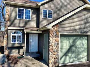 1066 Hillside Dr APT 1, Wisconsin Dells, WI 53965