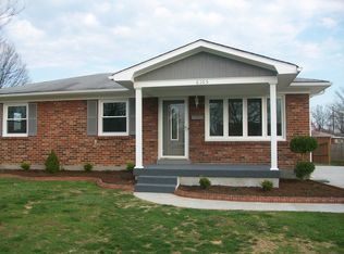 6105 Mount Everest Dr, Louisville, KY
