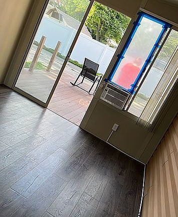 4th image of 3048 Mojave Dr