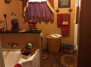 55 Grandview Ct, Falling Waters, WV 25419