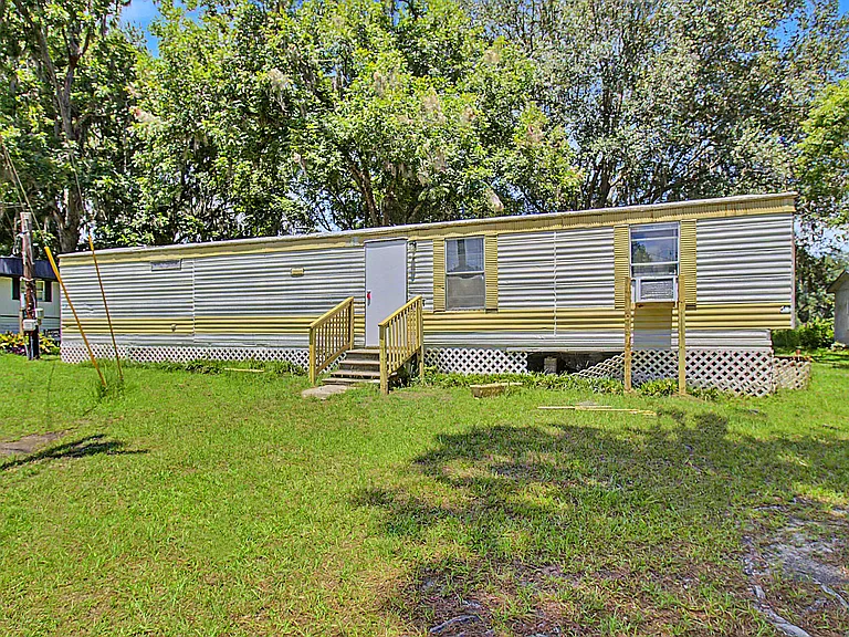 1090 Old Sunbury Rd #28 — Photo 1