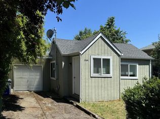 2049 City View St, Eugene, OR 97405