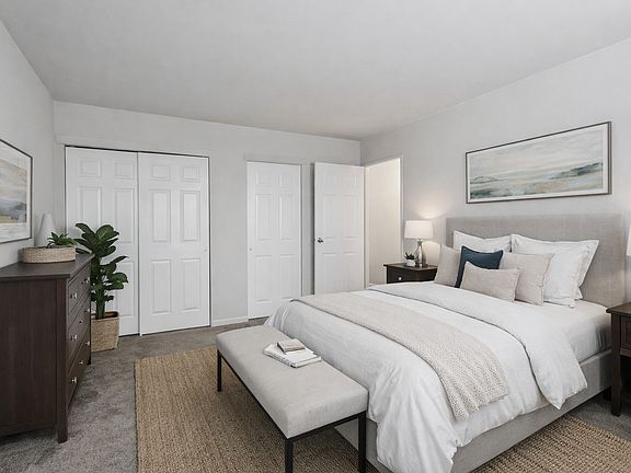 5th image of 617 Hilltop Dr #0ebbb4d6f