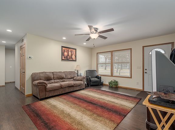 4th image of 35734 S Jay Dr