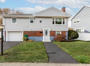 22 Calabrese St, Salem, MA 01970