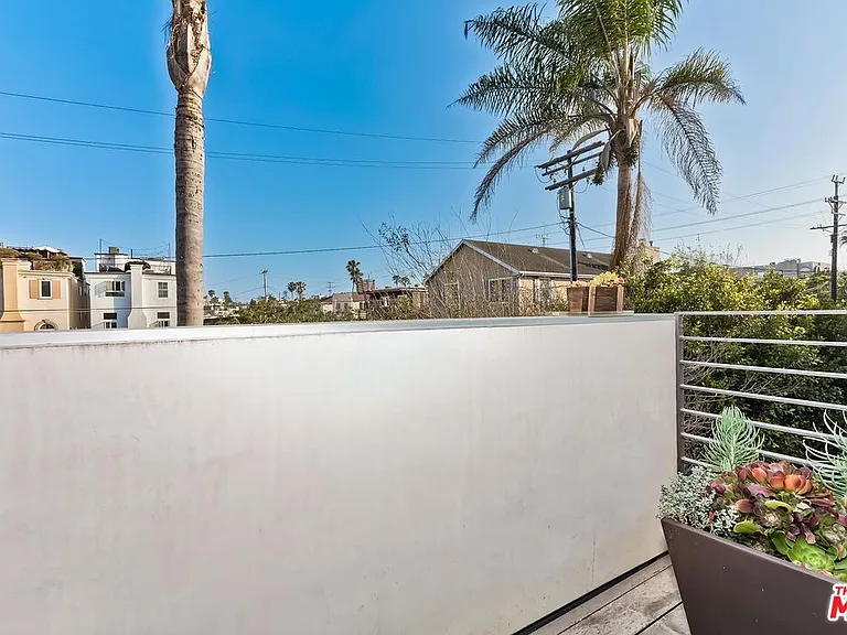 111 Eastwind St — Photo 48