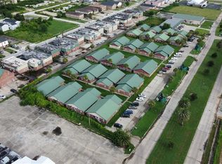 6780 Bundy Rd, New Orleans, LA 70127