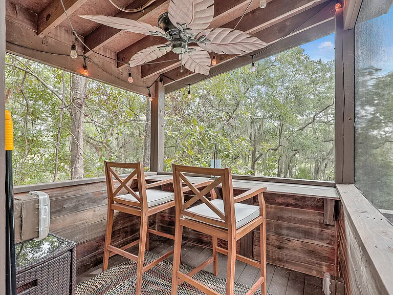 6555 Maybank Hwy — Photo 14