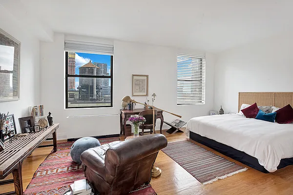 Rented by Compass | media 17