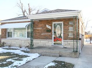 12829 S Justine St, Calumet Park, IL