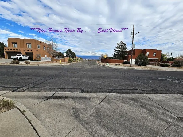 5001 Monica Ln NW, Albuquerque, NM 87120