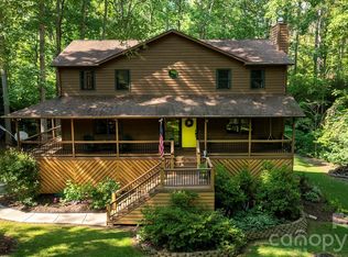 17 Morris Dr, Weaverville, NC 28787