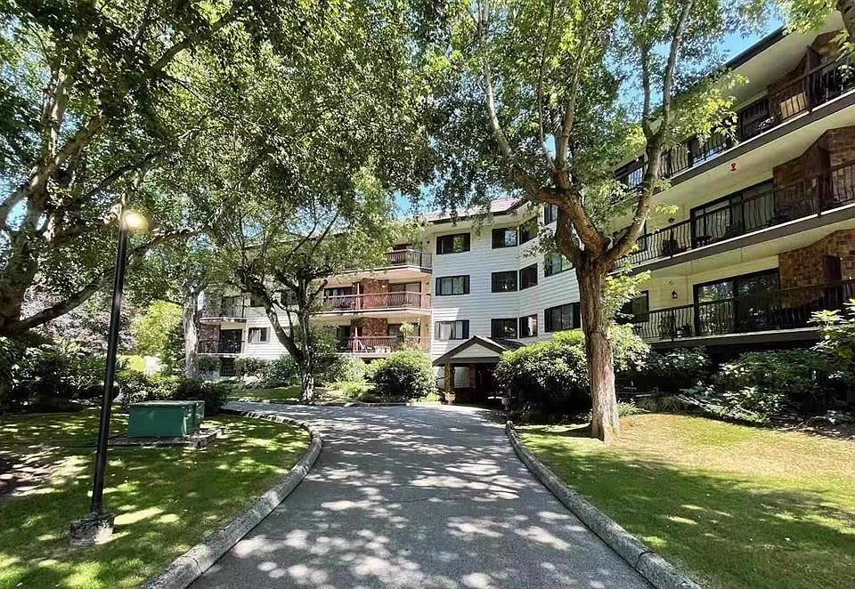 1st image of 10220 Ryan Rd #207