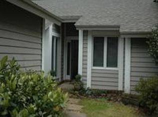 102 Mayapple St, Greenwood, SC 29649