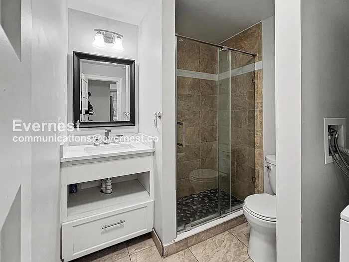 2438 Callow Ave — Photo 9