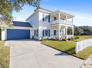 114 Boardwalk Ave, Rockport, TX 78382