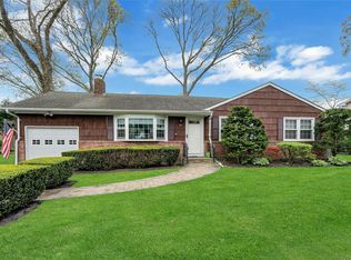 82 Lillian Rd, Nesconset, NY 11767