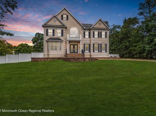 1 Ambassador Ct, Jackson, NJ 08527