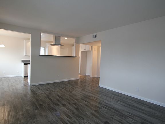 4th image of 3106 Buena Hills Dr
