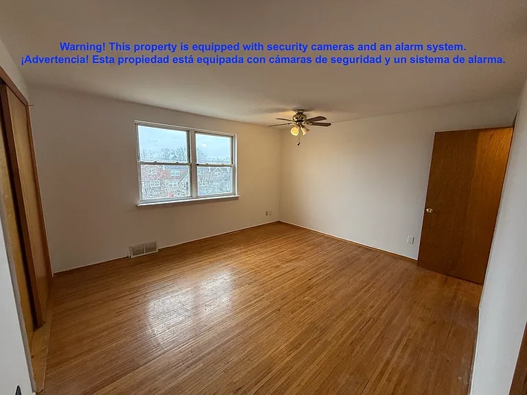 1529 Elbridge St — Photo 22