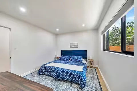 4244 Brunswick Ave — Photo 42