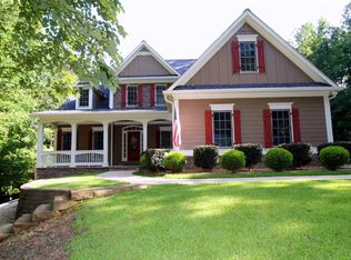611 Forest Pine Dr, Ball Ground, GA