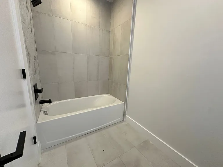 348 Forrest St #43E — Photo 8