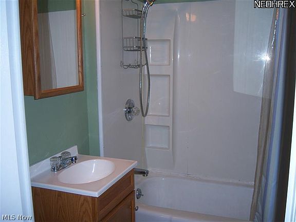 5th image of 266 Duquesne St