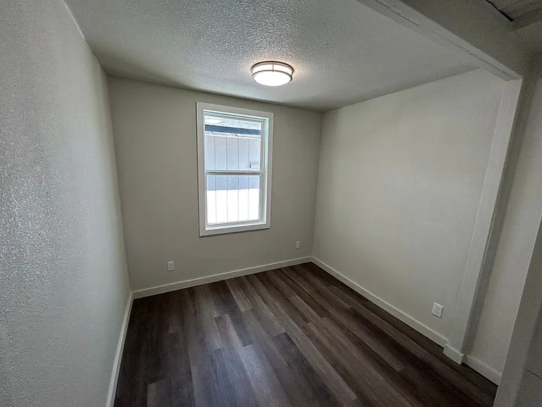 1245 Kayton Ave — Photo 13